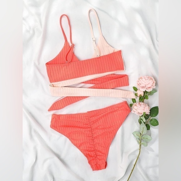 Shein Women's Swimsuits Cross Wrap Tie Back Bikini Top Color Block size Large - Picture 7 of 9